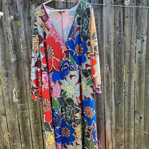 Eloquii Dresses & Skirts - Eloquii Colorful Maxi Dress Women's Size 24 Bold Floral Faux Wrap Belted